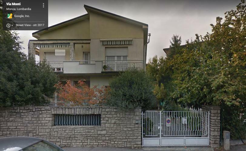 Apartamento Il Cedro Argentato Monza Exterior foto